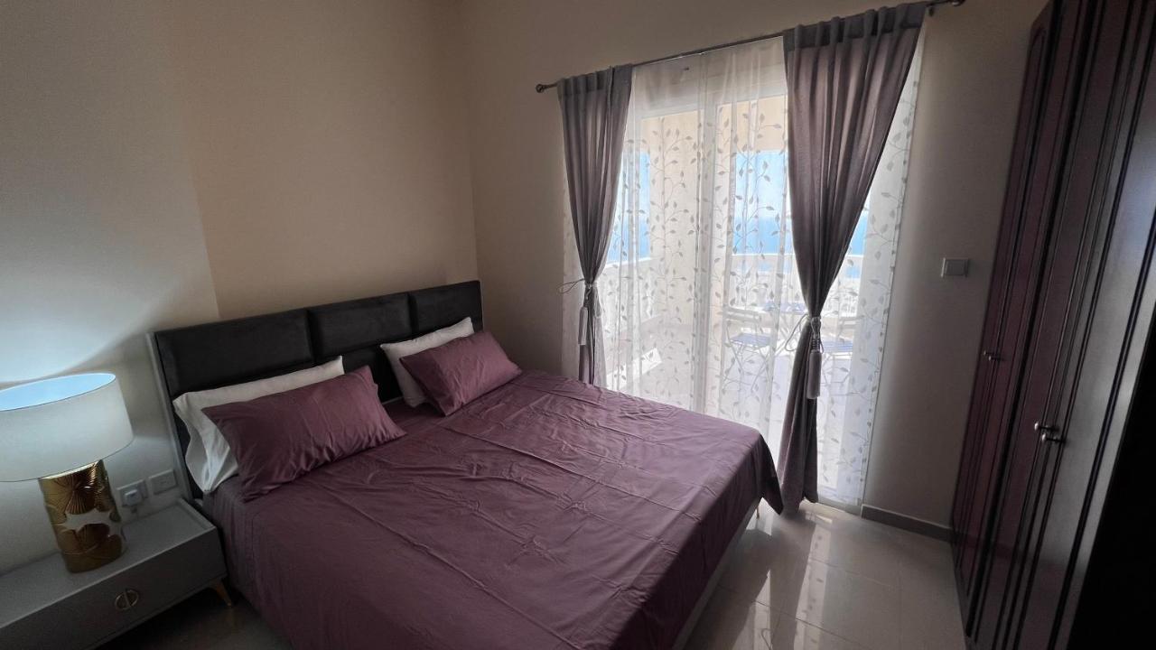 Apartment Stunning High Floor Ocean Front Retreat With Panoramic Sea Views For Rent Ras al-Khaimah