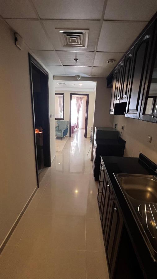 Stunning High Floor Ocean Front Retreat With Panoramic Sea Views For Rent