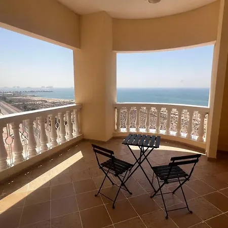 Stunning High Floor Ocean Front Retreat With Panoramic Sea Views For Rent Apartment Ras al-Khaimah Exterior photo